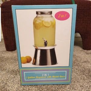 1 gallon drink dispenser